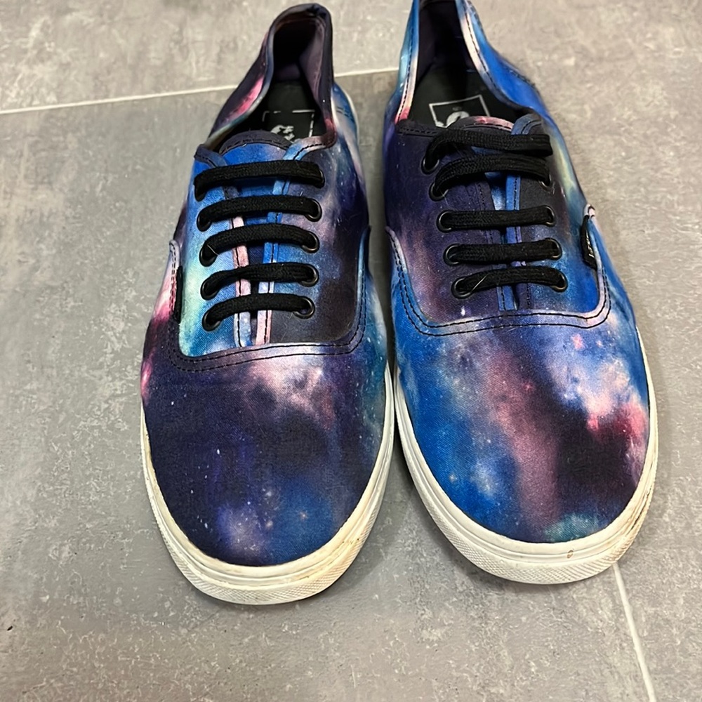 Galaxy Print VANS!